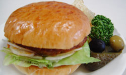 �z�e���I�[�N���_�˂́u�X�y�V�����_�ˋ��n���o�[�K�[�v