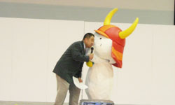 �X�e�[�W��ɂЂ��ɂ�񂪓�l!?