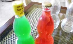 �j�b�L���̕r�������ŗB�ꐻ�����Ă���