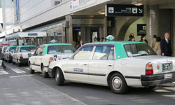 ����菬�^�S�W�O�~�E���^�T�O�O�~�ł���΂��Ă���